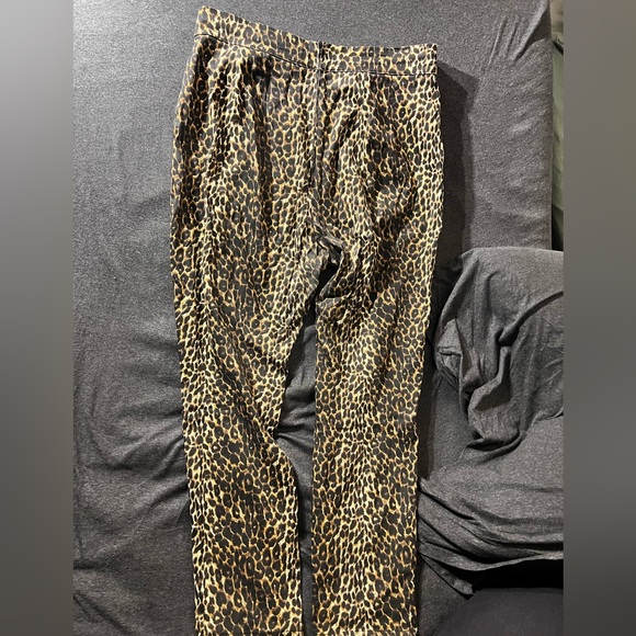 Vixen by Michelline Pitt Leopard Cigarette Pants - Picture 4 of 5